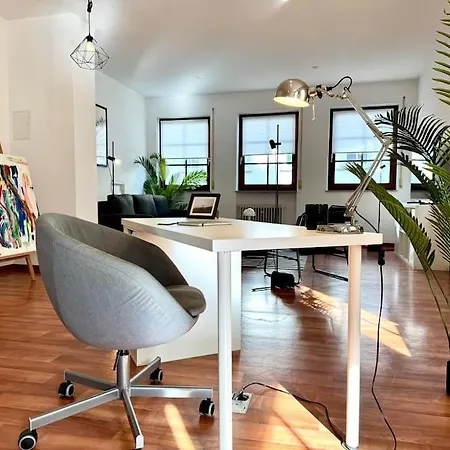 Stylisches Loft-apartment In Der Stadtmitte - Paul - Apartment *